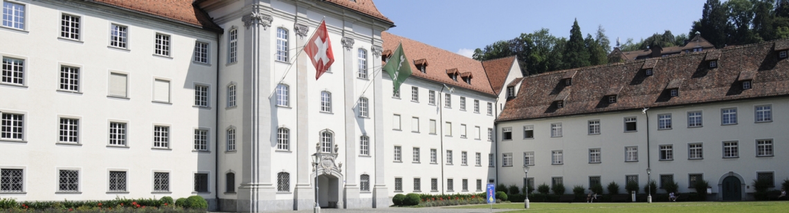 Symbolbild Fassade Regierungsgebäude